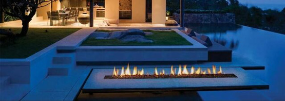 PTO50 Outdoor Gas Burner installed as part of an infinity pool design